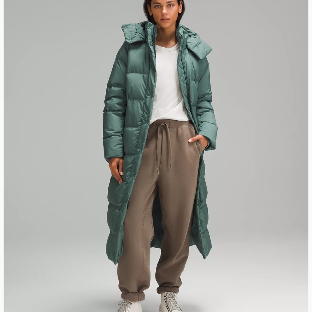 Lululemon parka wunder puff